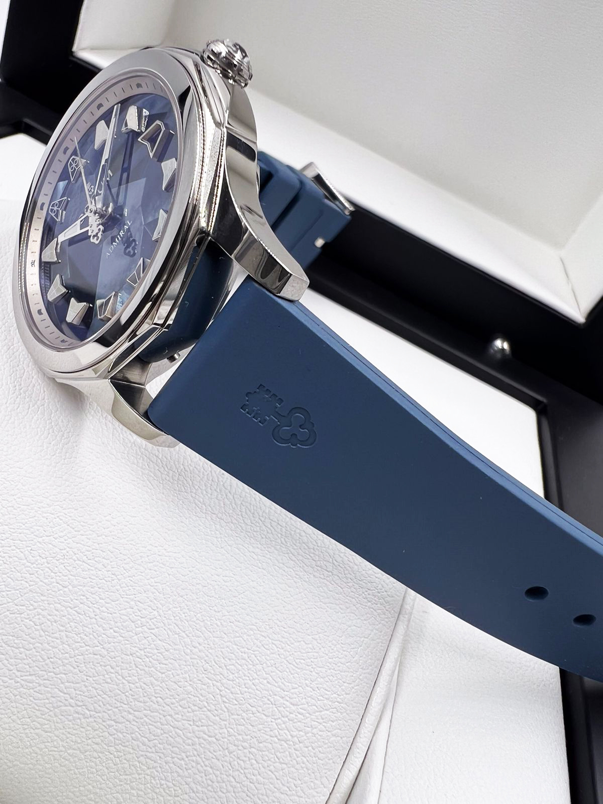 Corum Admiral Legend Automatic 38 mm A082/03580