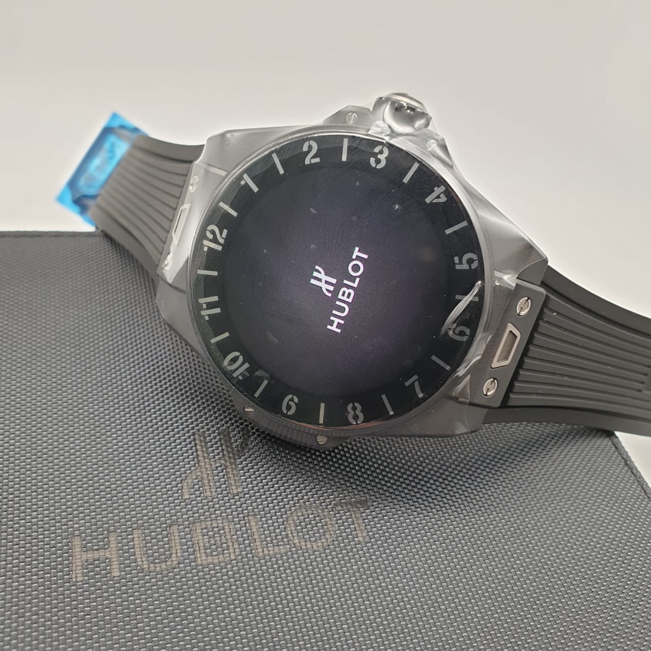 Hublot Big Bang E Ceramic 42 mm 440.CI.1100.RX