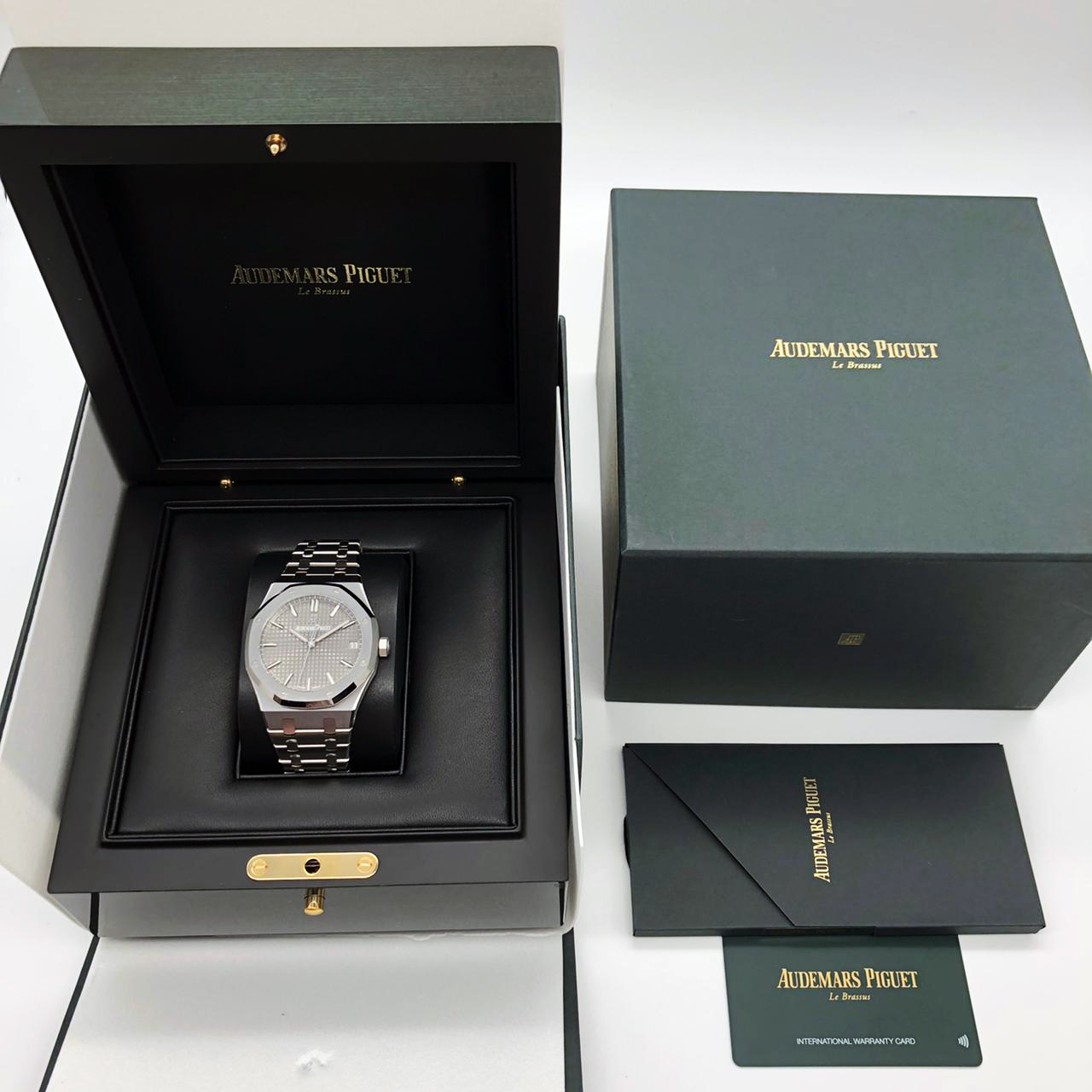 Audemars Piguet Royal Oak Selfwinding 41 mm 15500ST.OO.1220ST.02