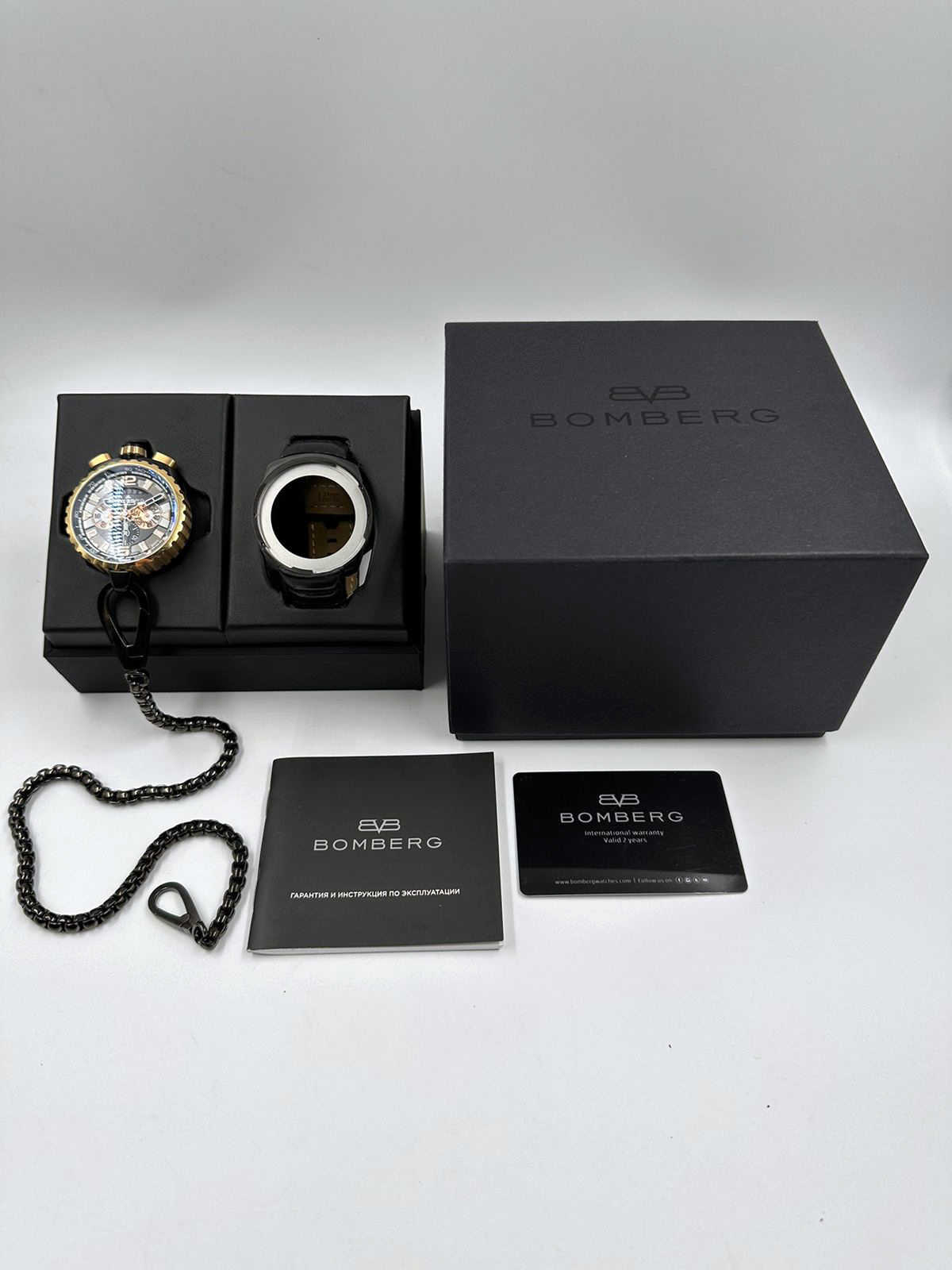 Bomberg BOLT-68 Chronograph 45 mm BS45CHPPKBA.050-1.3