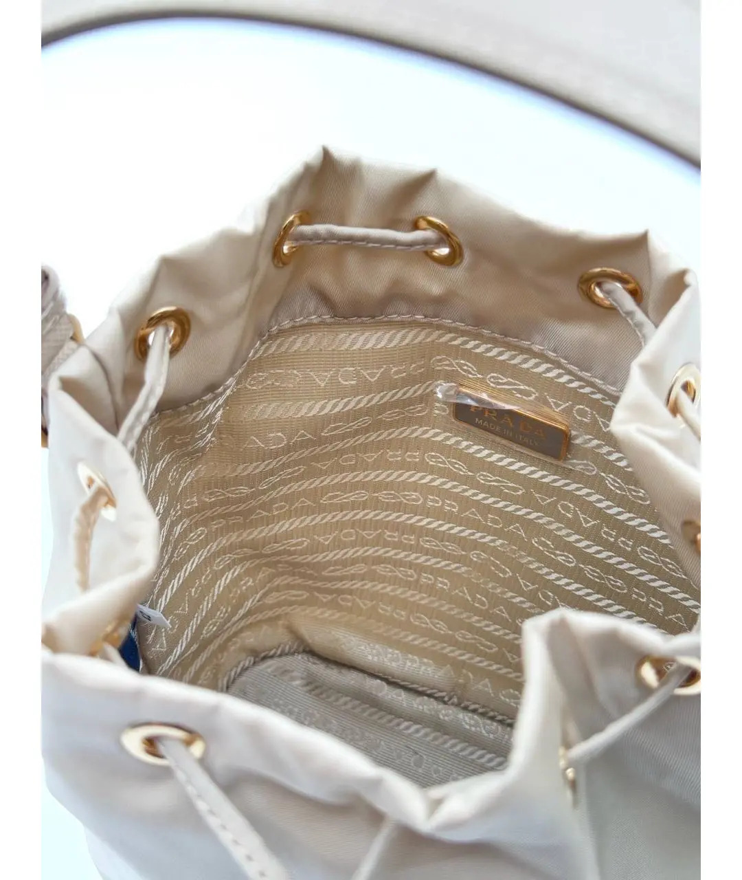 Сумка Prada Re-Edition 1978 Re-Nylon