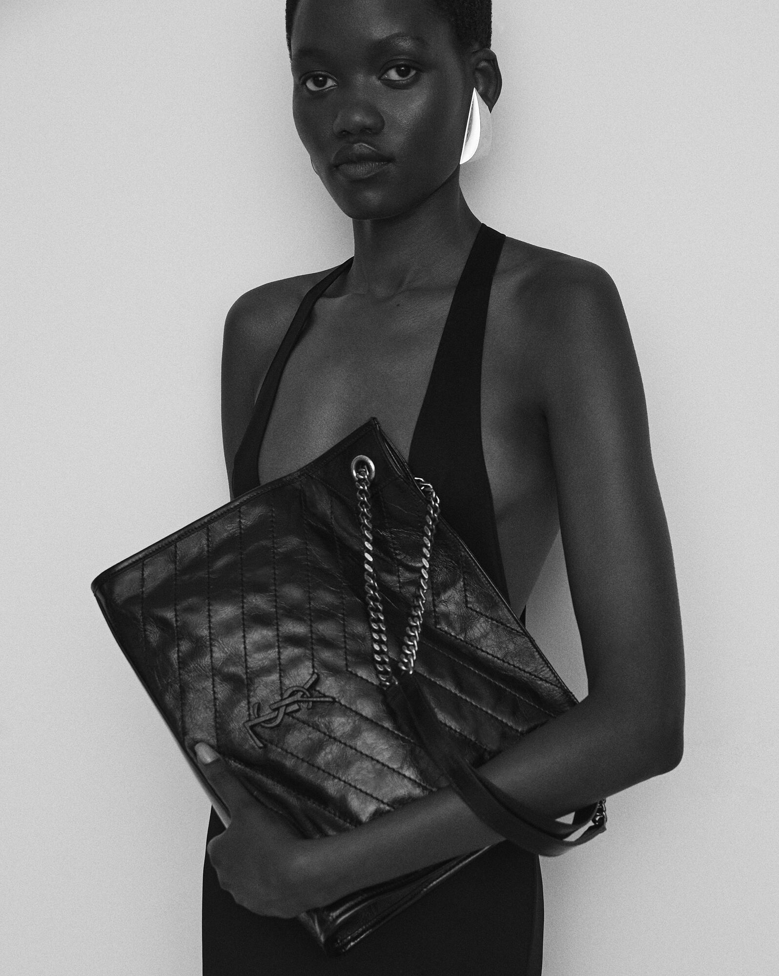 Сумка Saint Laurent Niki Shopping In Vintage Leather