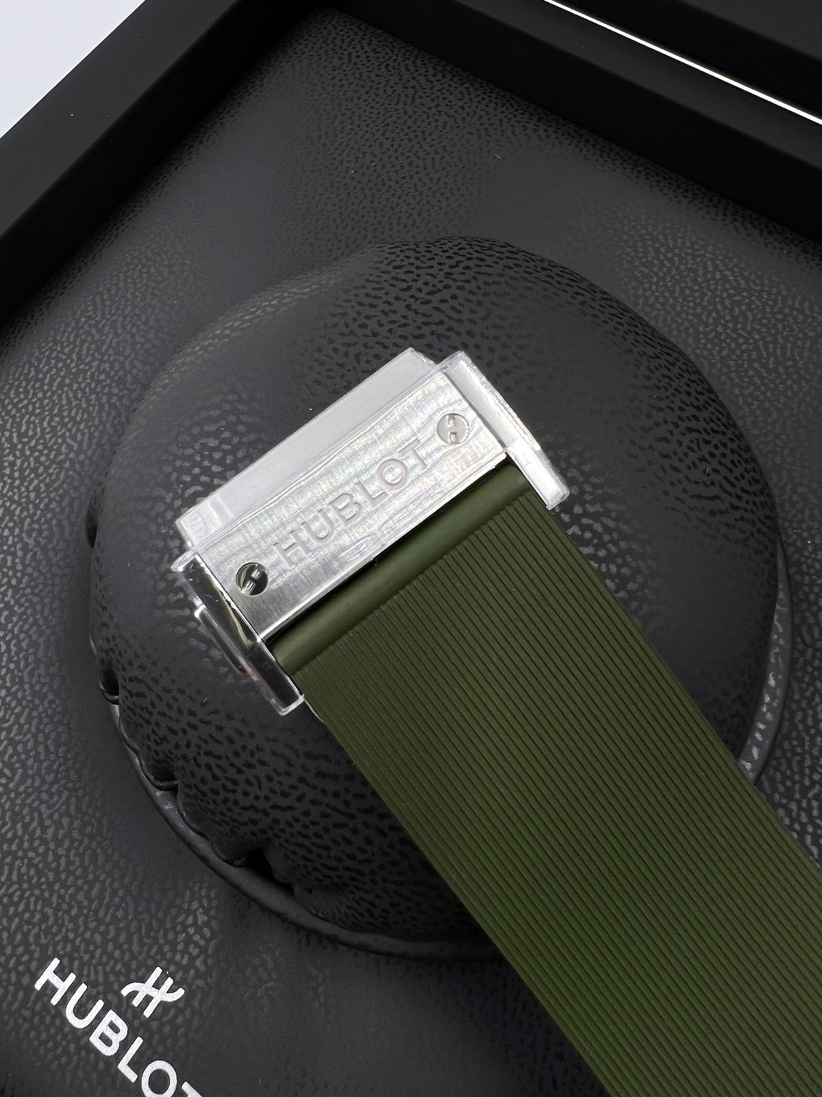 Hublot Classic Fusion Chronograph Titanium Green 45 mm  521.NX.8970.RX
