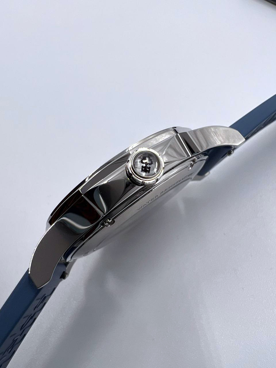 Corum Admiral Legend Automatic 38 mm A082/03580