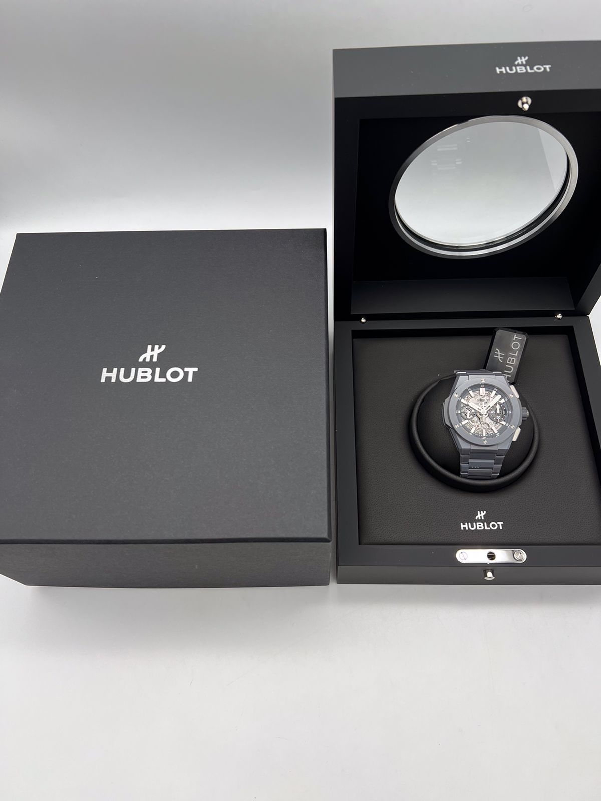 Hublot Big Bang Integrated Grey Ceramic 42 mm 451.FX.6923.FX