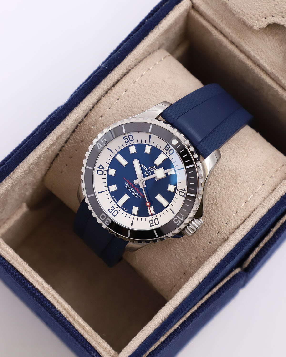 Breitling Superocean Automatic 44 mm A17376211C1S1