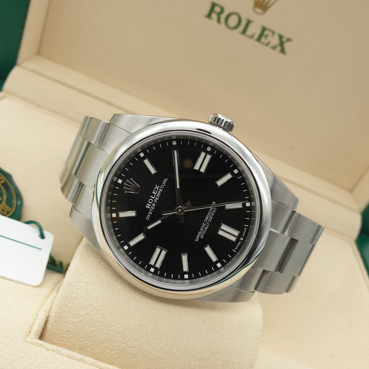 Rolex Oyster Perpetual 41 mm 124300