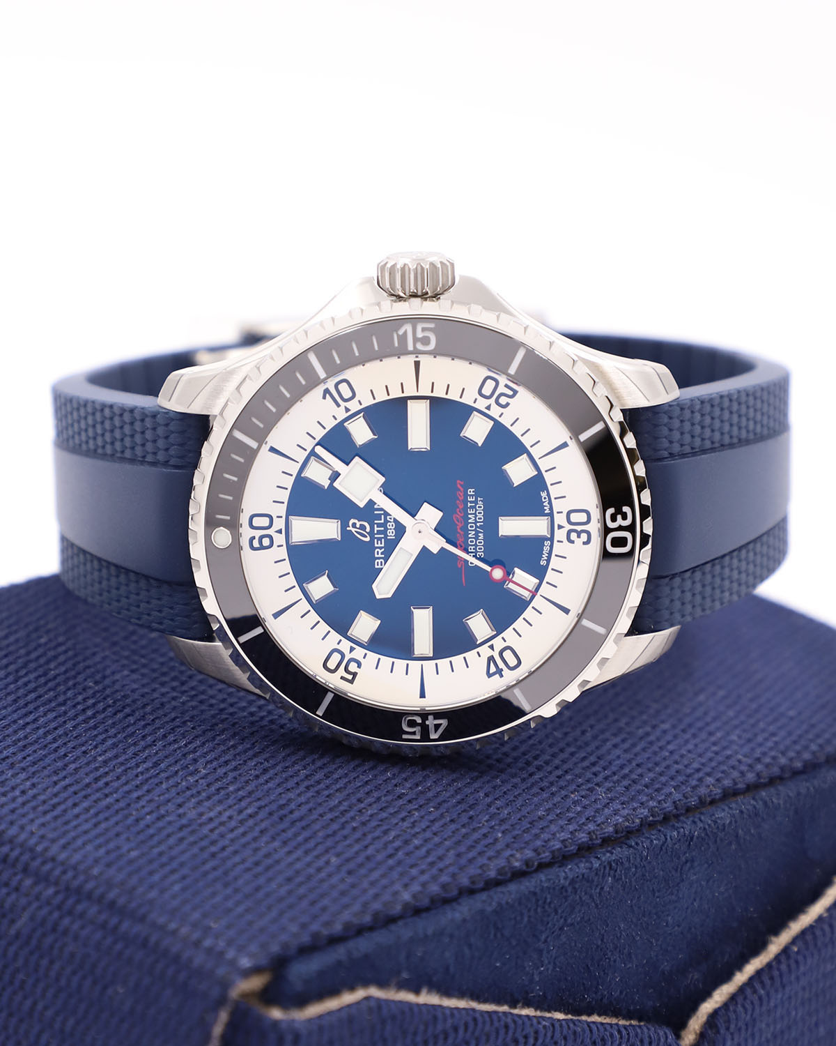 Breitling Superocean Automatic 44 mm A17376211C1S1