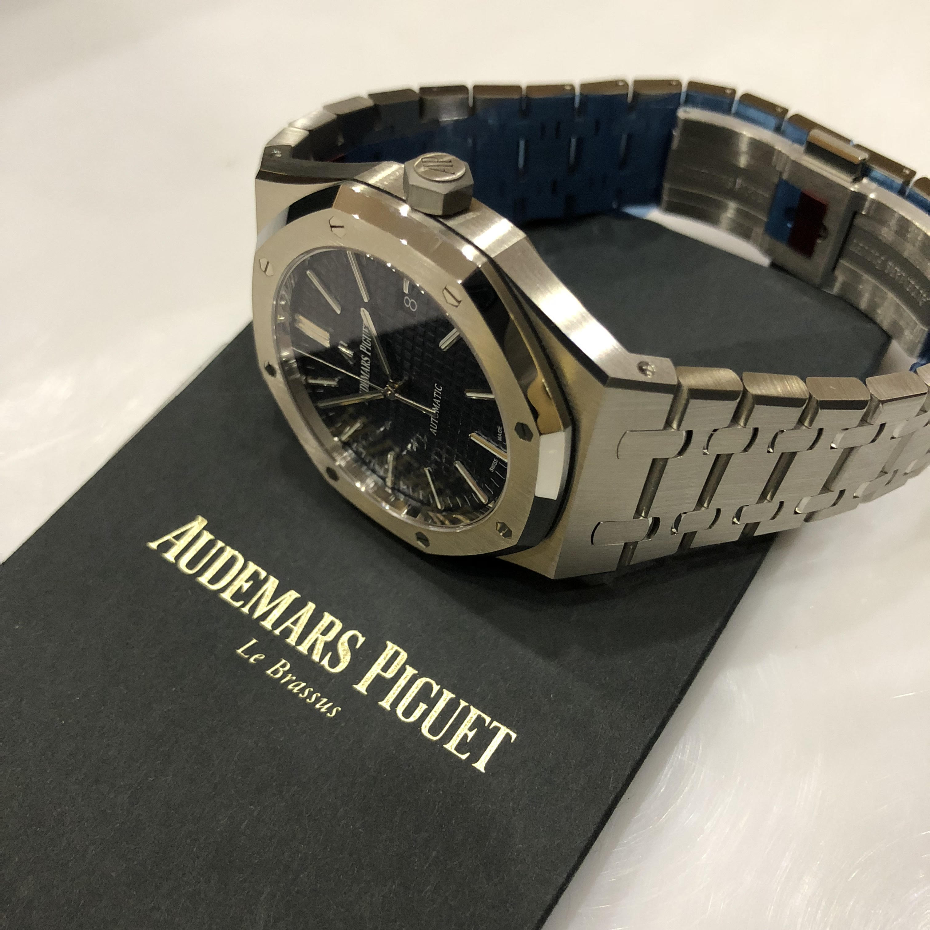 Audemars Piguet Royal Oak Selfwinding 41 mm 15400ST.OO.1220ST.03