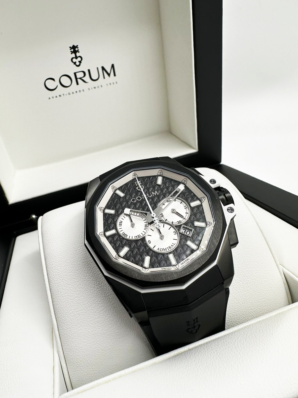 Corum Admiral AC-One Chronograph 45 mm A132/03931
