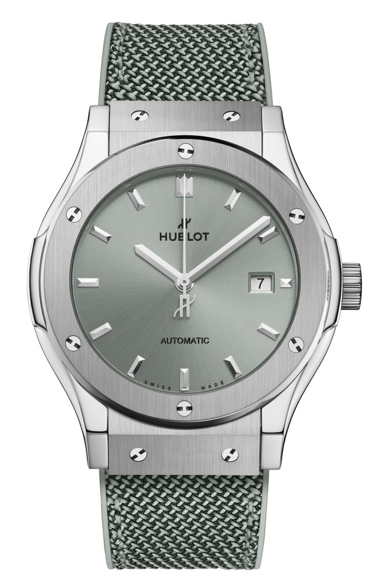 Hublot Classic Fusion Titanium Sage Green 42 mm 542.NX.891G.NR