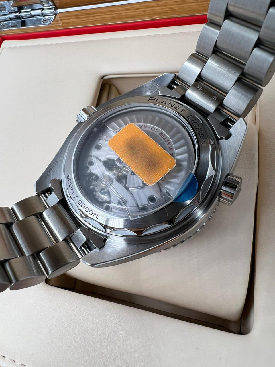Omega Seamaster Planet Ocean 600m Co-Axial Master Chronometer 43.5 mm 215.30.44.21.01.002