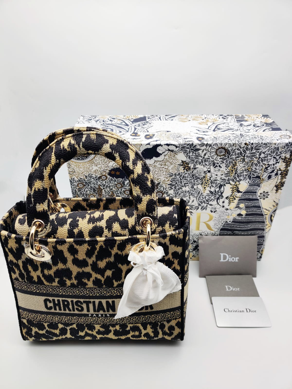 Сумка Dior Lady D-Lite M0565ORHM_M918