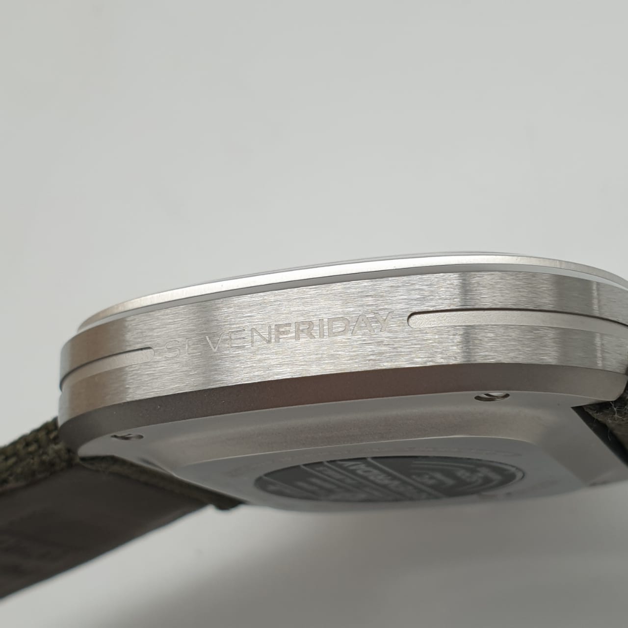 Sevenfriday T2/01