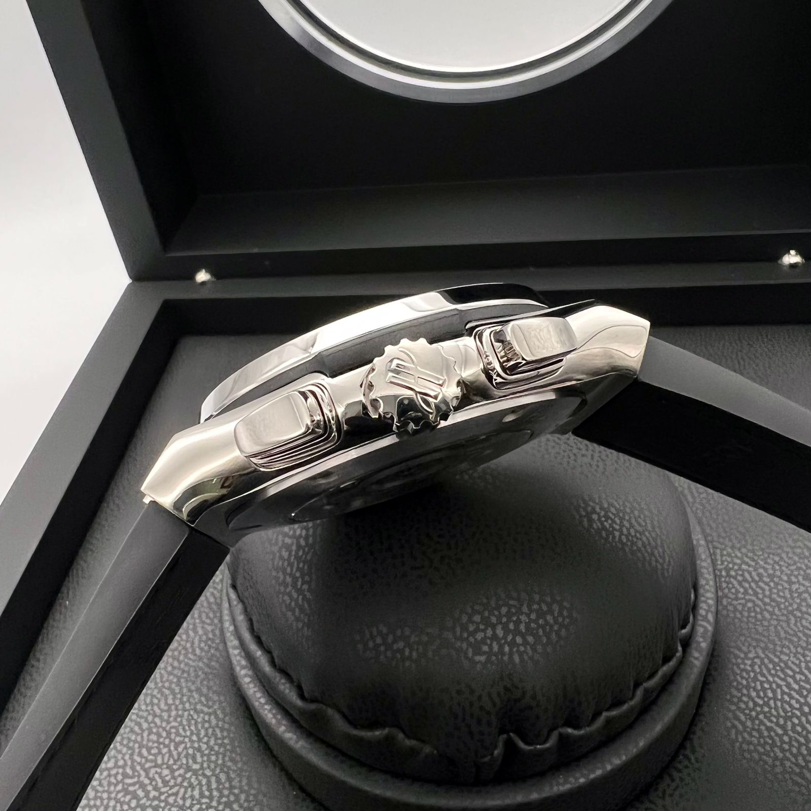 Hublot Classic Fusion Aerofusion Titanium 45 mm 525.NX.0170.LR