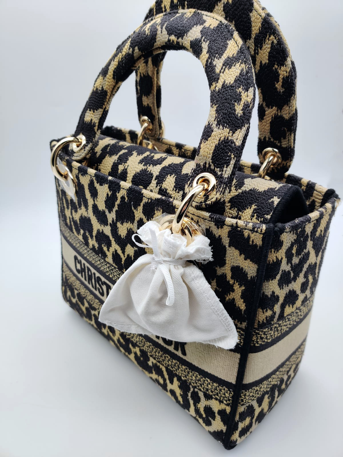 Сумка Dior Lady D-Lite M0565ORHM_M918
