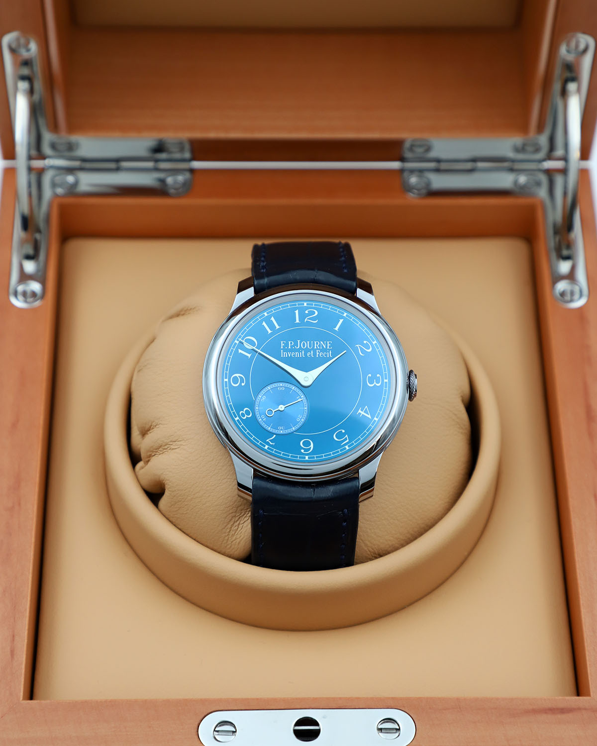 F.P. Journe Classique Chronometre Bleu 39 mm
