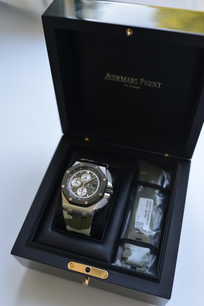 Audemars Piguet Royal Oak Offshore Selfwinding Chronograph 44 mm Camo 26400SO.OO.A055CA.01