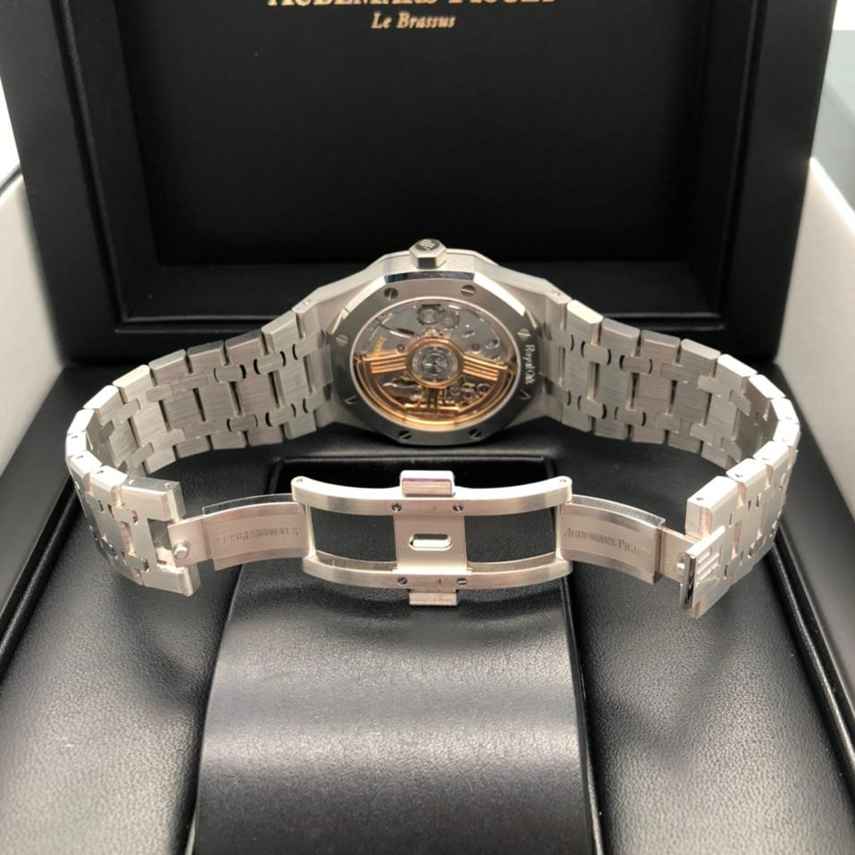 Audemars Piguet Royal Oak Selfwinding 41 mm 15500ST.OO.1220ST.02