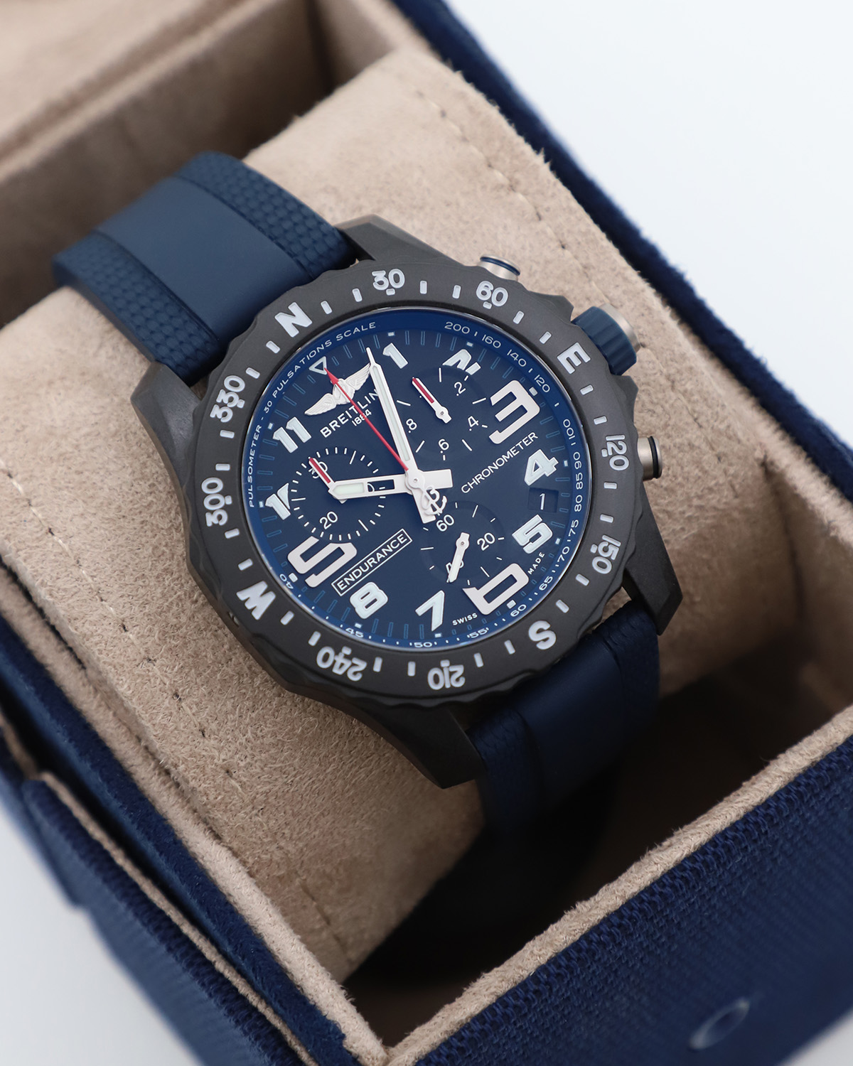 Breitling Professional Endurance Pro 44 mm X82310D51B1S2
