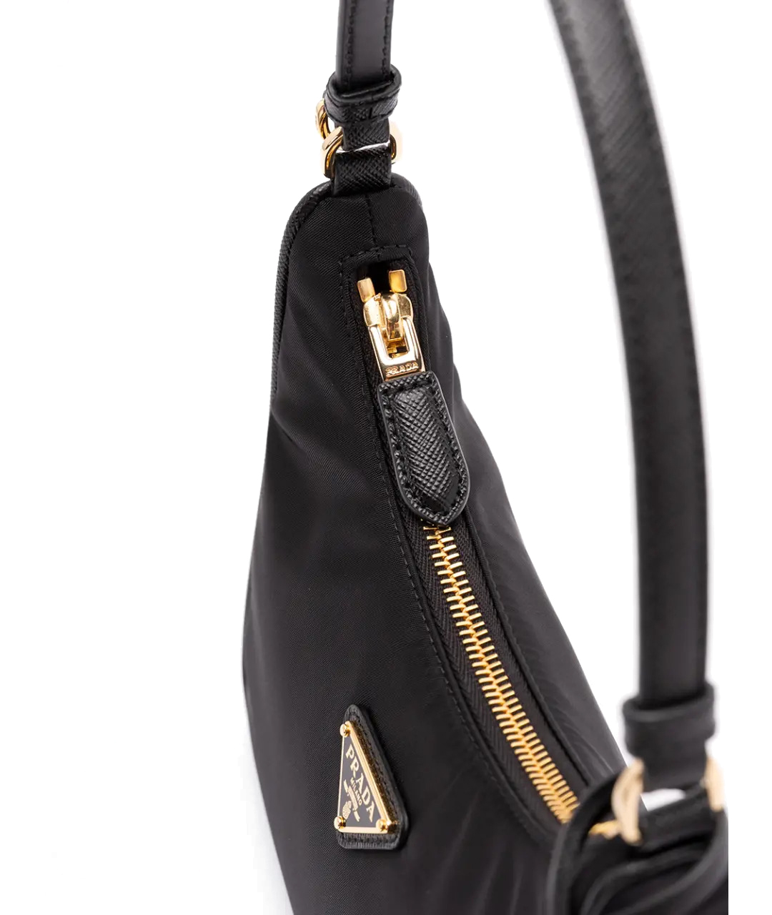 Сумка Prada Re-Edition 2005