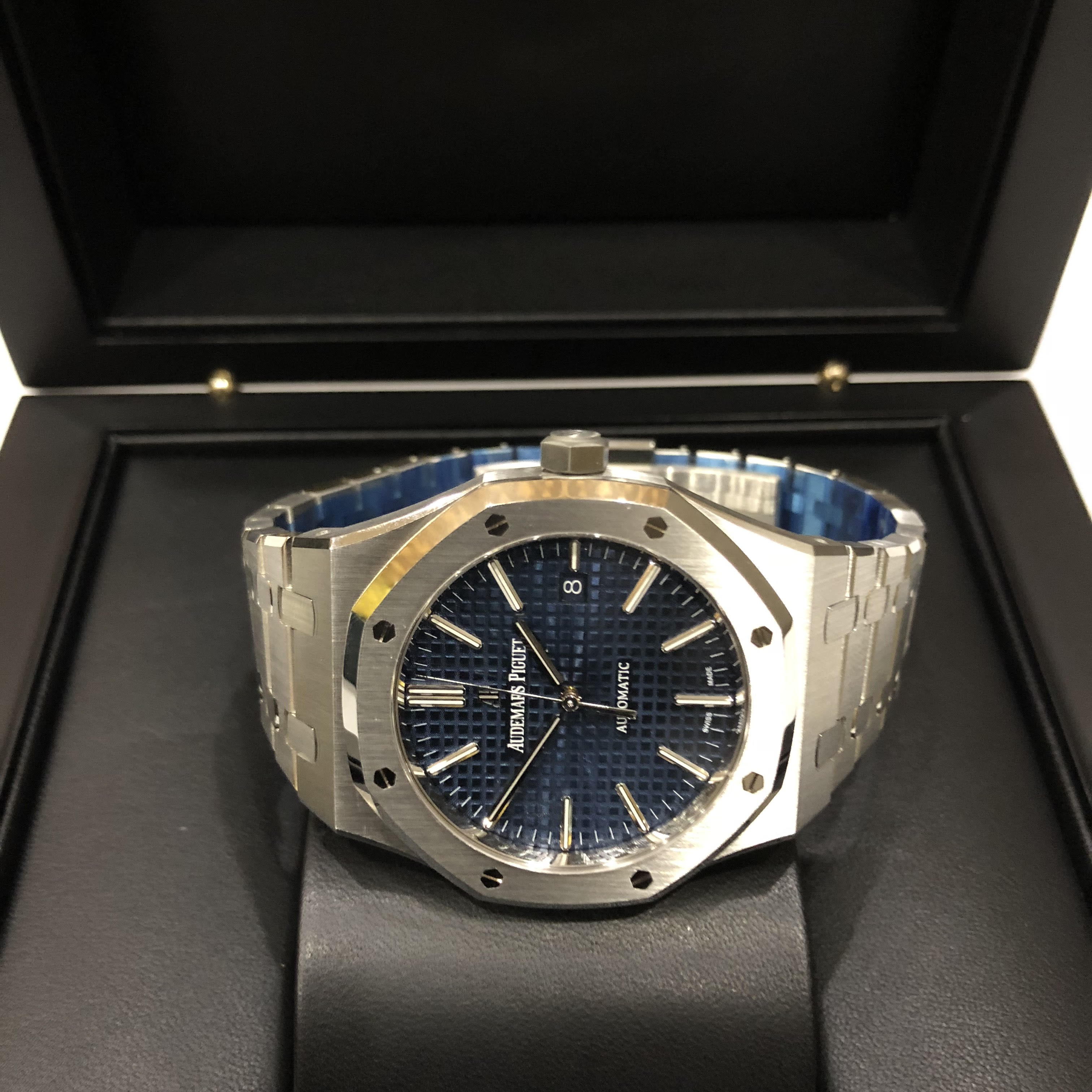 Audemars Piguet Royal Oak Selfwinding 41 mm 15400ST.OO.1220ST.03