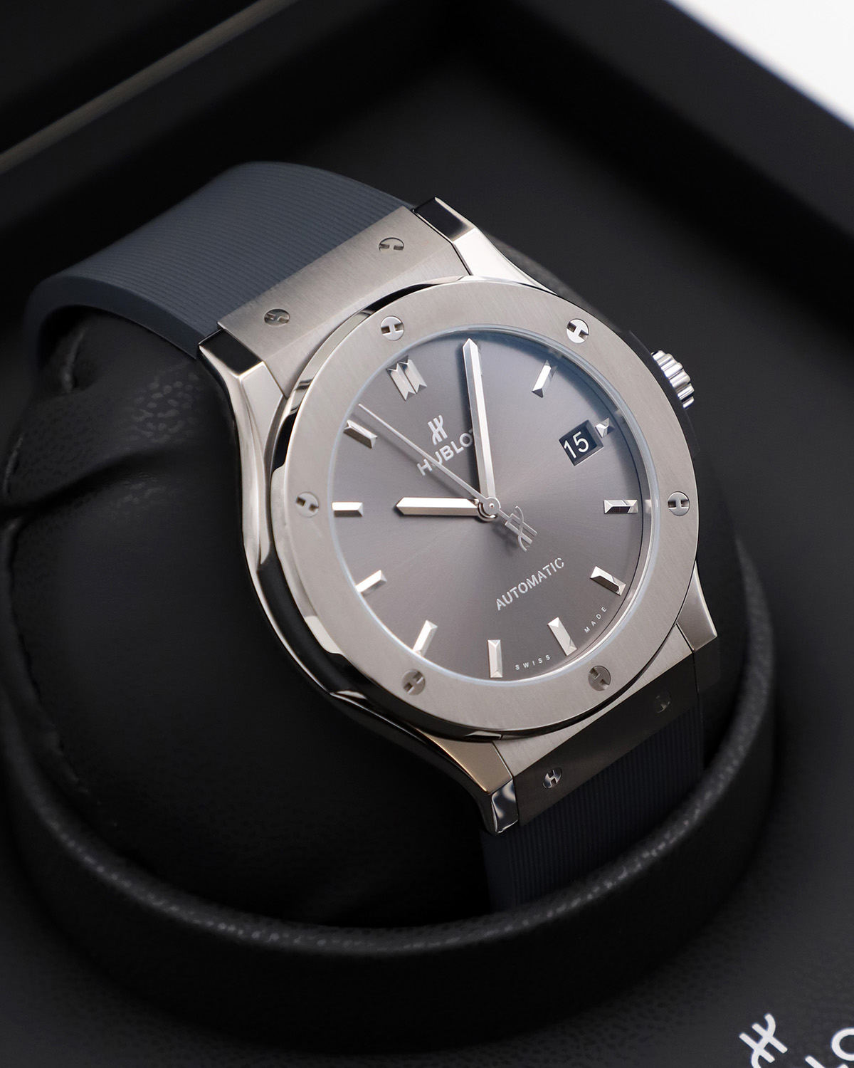 Hublot Classic Fusion Titanium Racing Grey 45 mm 511.NX.7071.RX