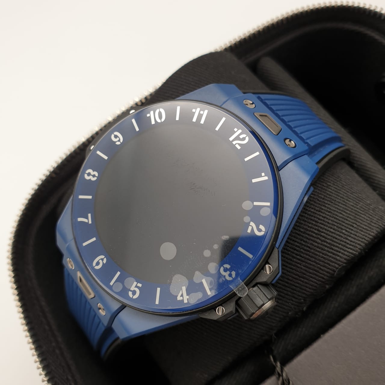 Hublot Big Bang E UEFA Champions League™ 42 mm 440.EX.1100.RX.UCL20