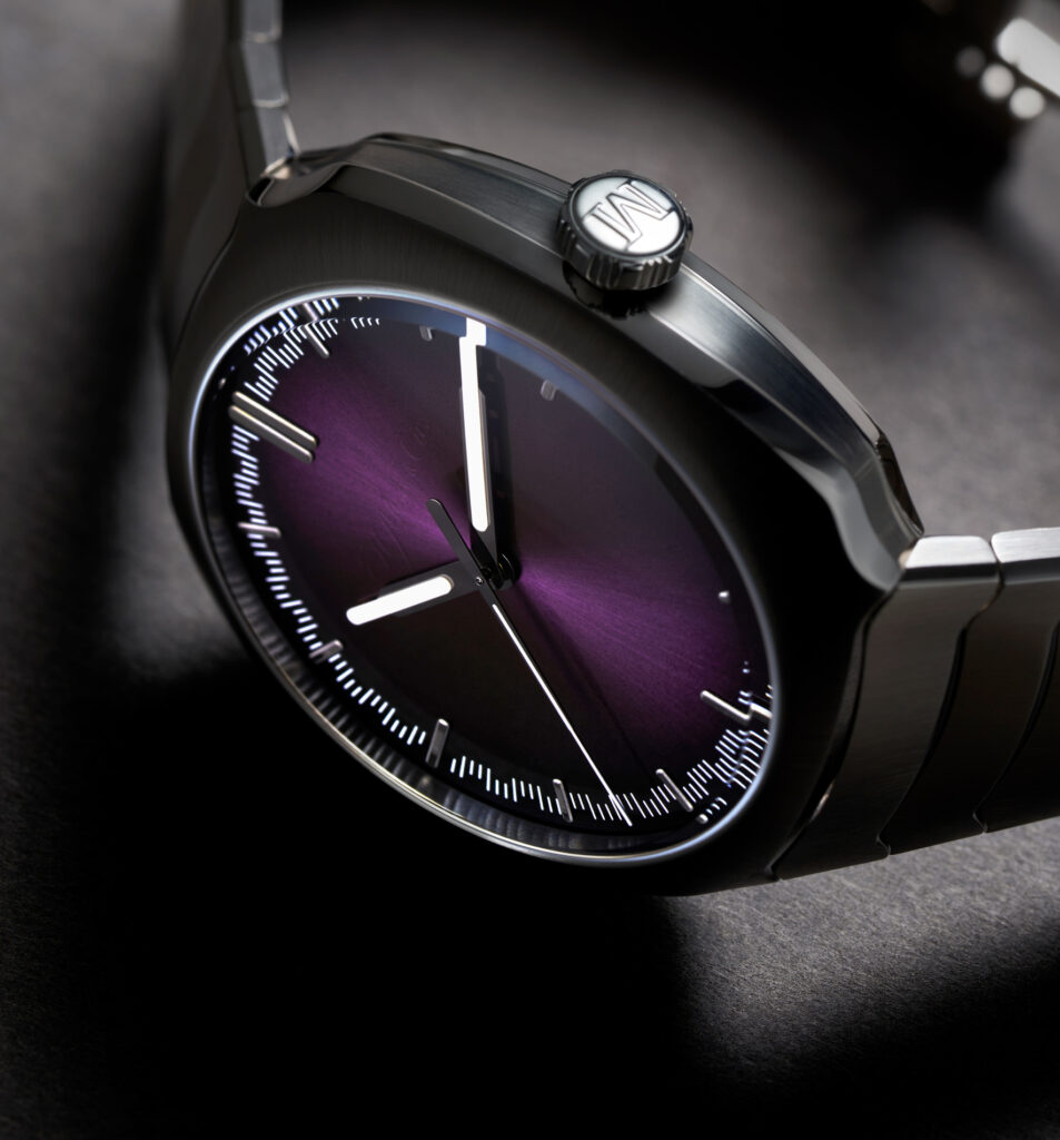 H.Moser & Cie Streamliner Centre Seconds Purple Haze 40 mm 6201-1201