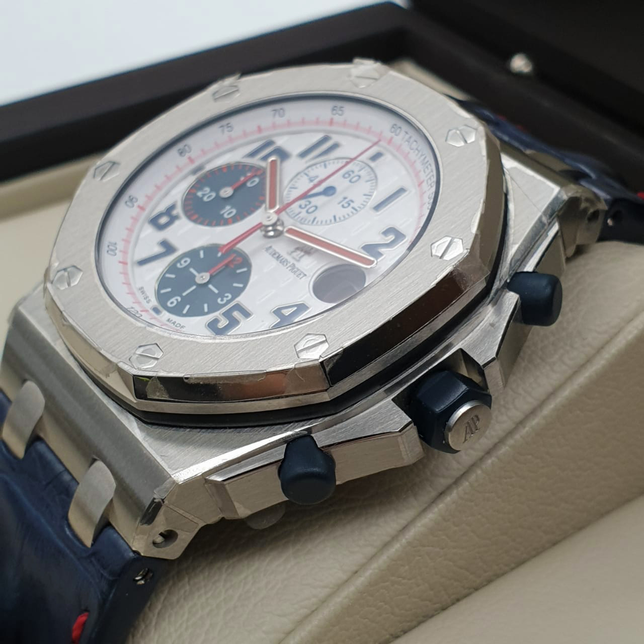 Audemars Piguet Royal Oak Offshore Tour Auto 2012 42 mm 26208ST.00.D305CR.01