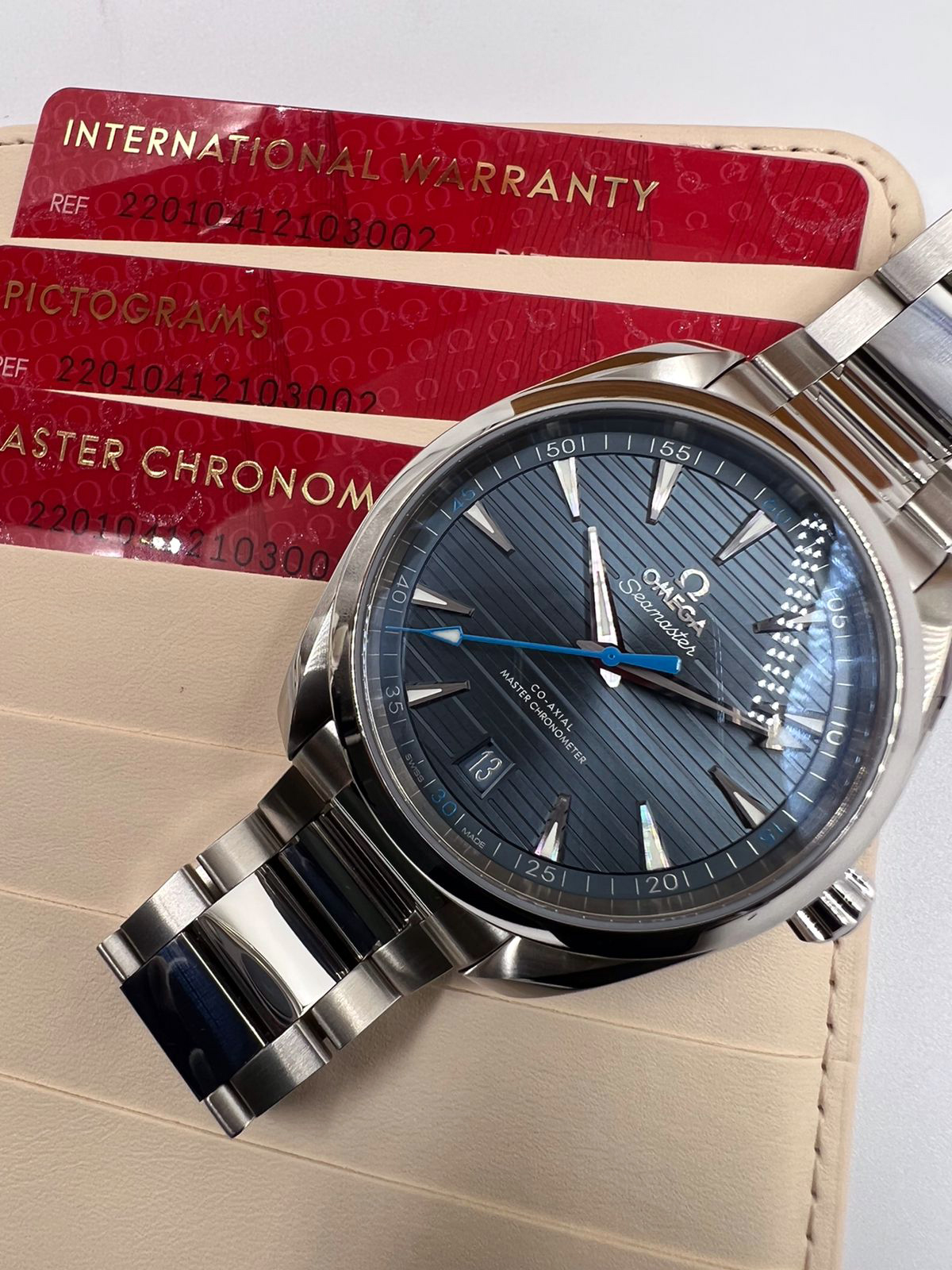 Omega Seamaster Aqua Terra 150M Co-Axial Master Chronometer 41 mm 220.10.41.21.03.002