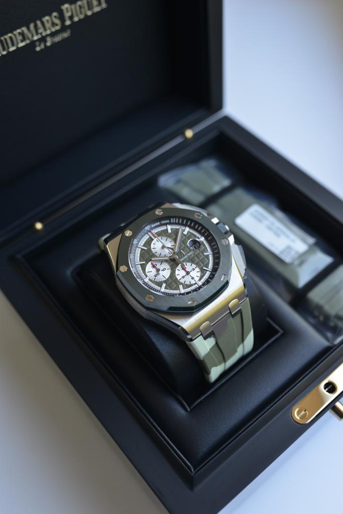 Audemars Piguet Royal Oak Offshore Selfwinding Chronograph 44 mm Camo 26400SO.OO.A055CA.01
