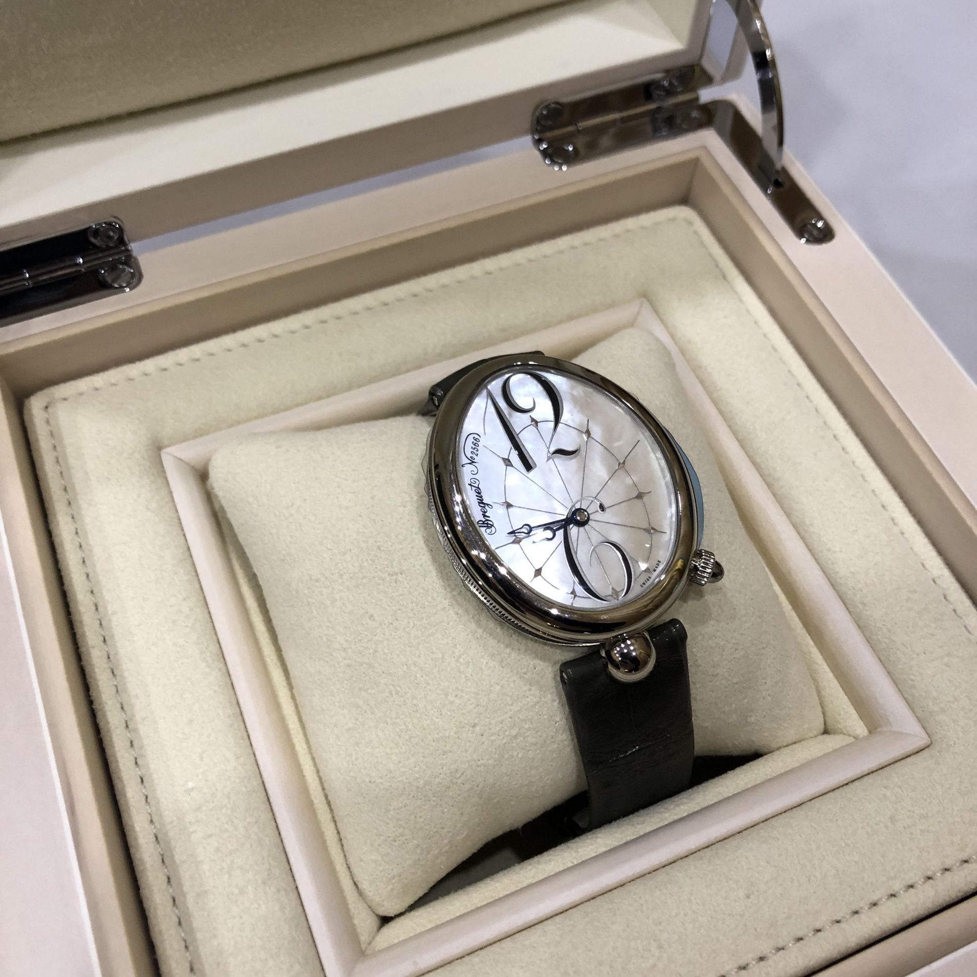 Breguet Reine de Naples 8967