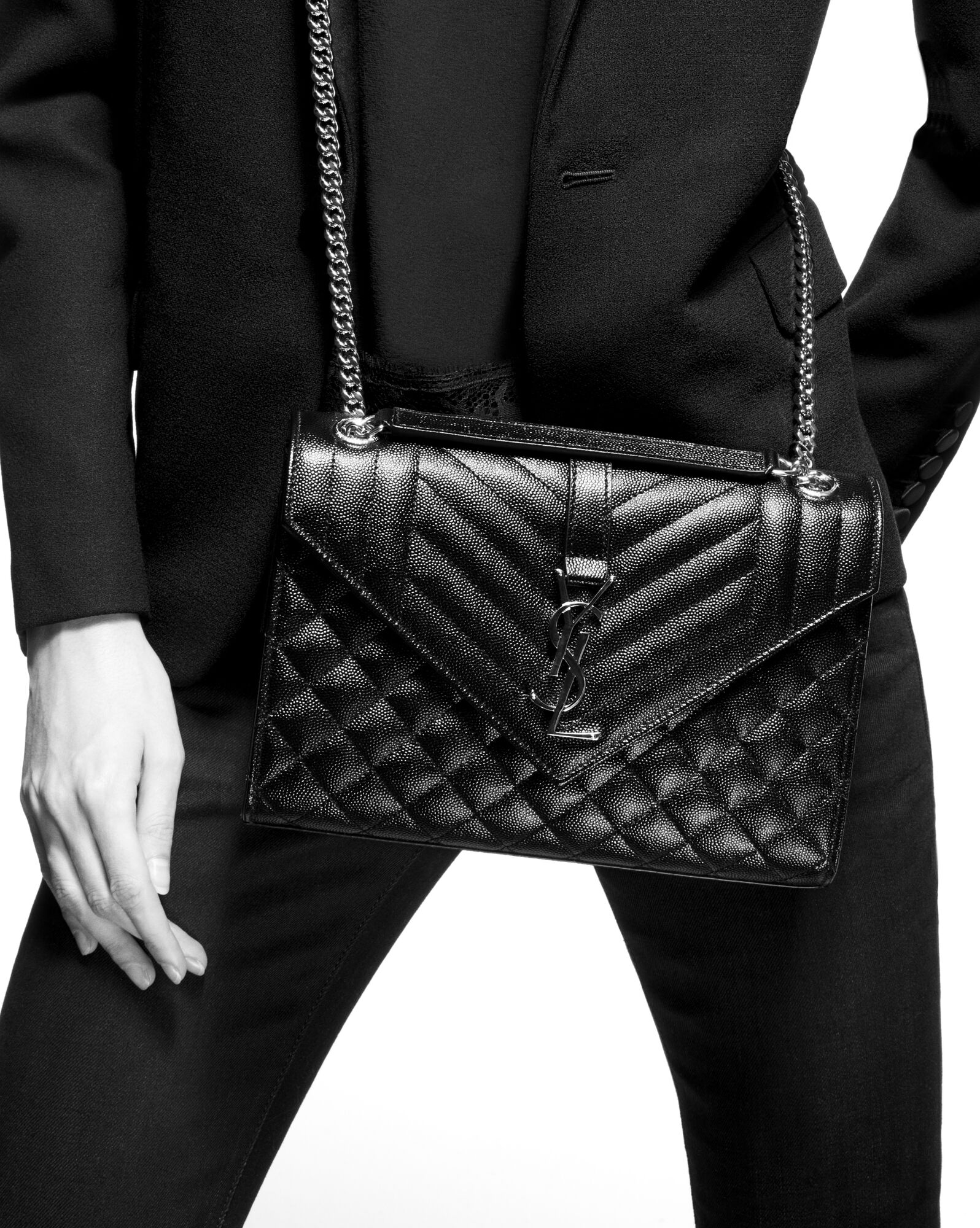 Сумка Saint Laurent Envelope Medium In Quilted Grain De Poudre Embossed Leather