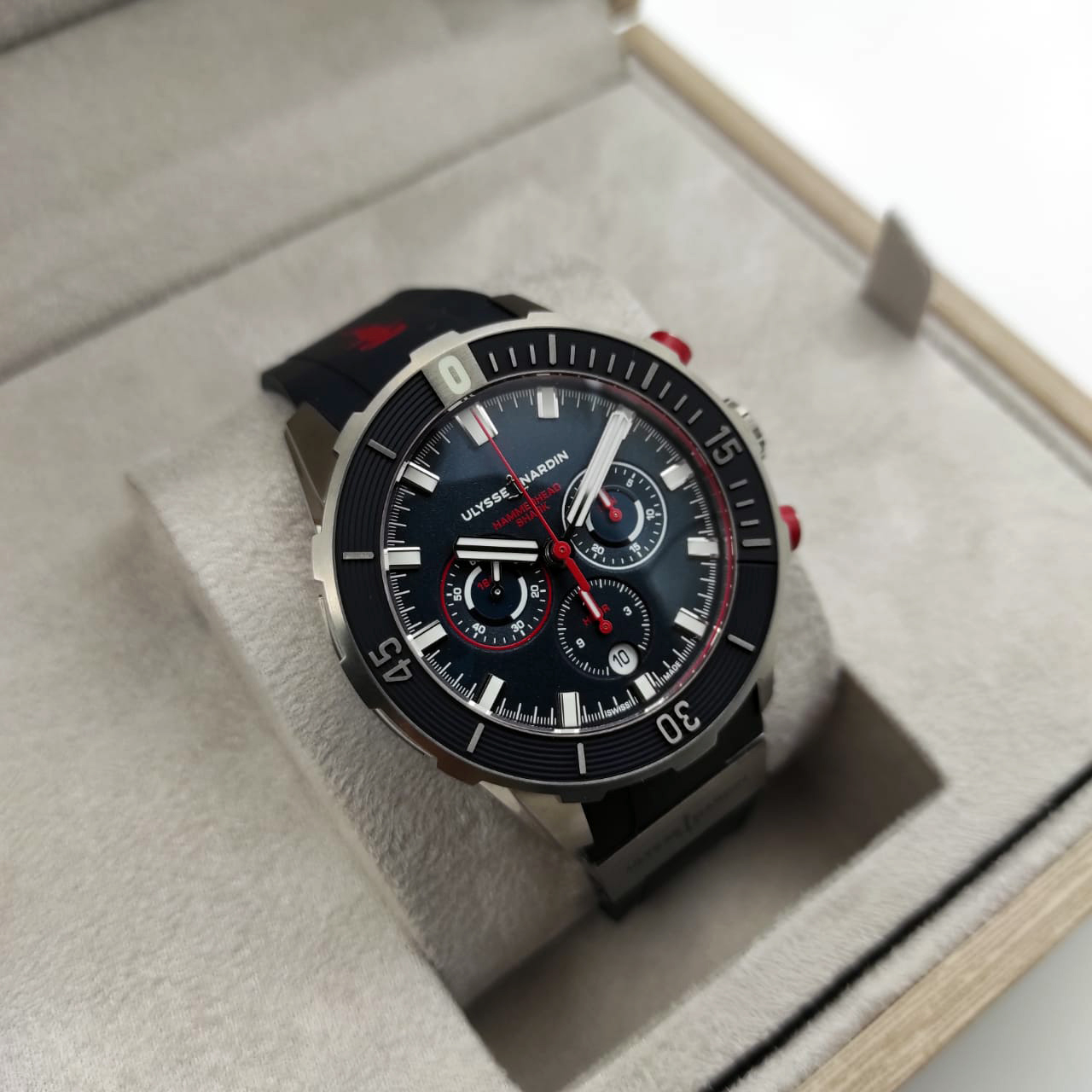 Ulysse Nardin Marine Diver Chronograph 44 mm 1503-170LE-3/93-HAMMER