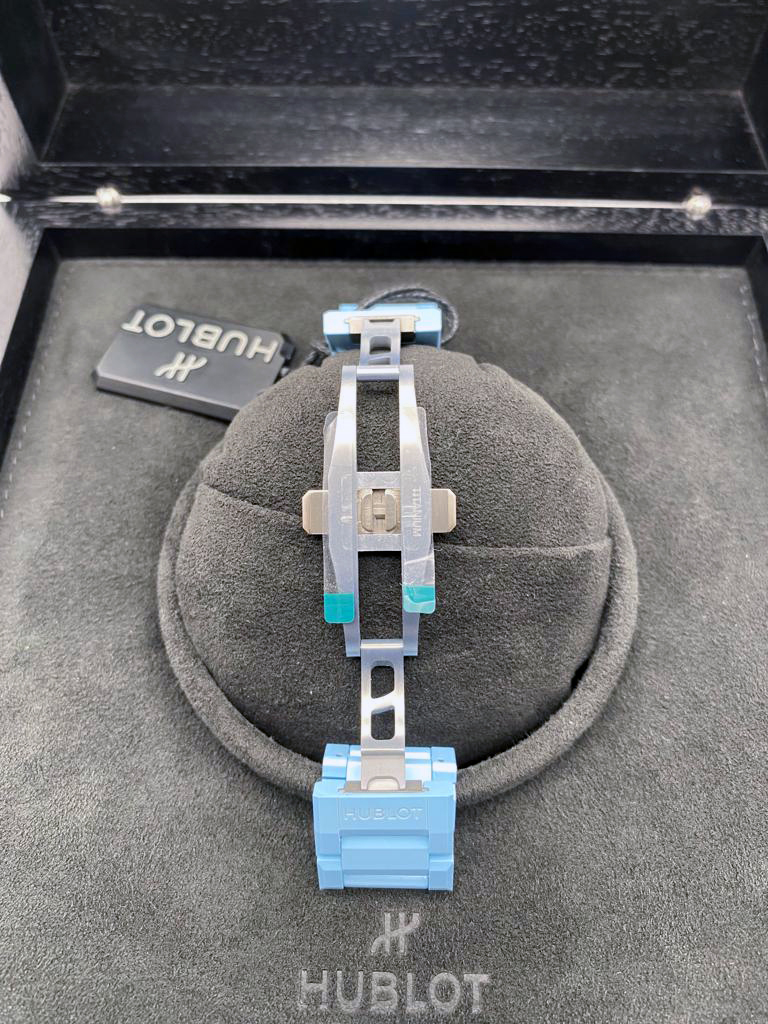 Hublot Big Bang Integrated Sky Blue Ceramic 42 mm 451.EX.5120.EX