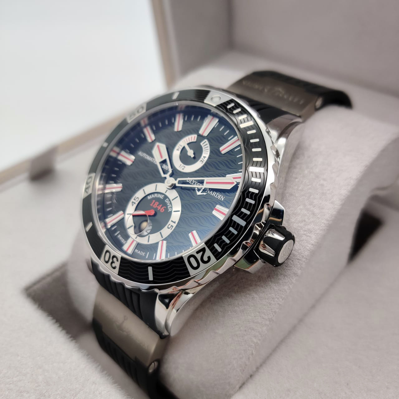 Ulysse Nardin Marine Diver 44 mm 263-10-3/92