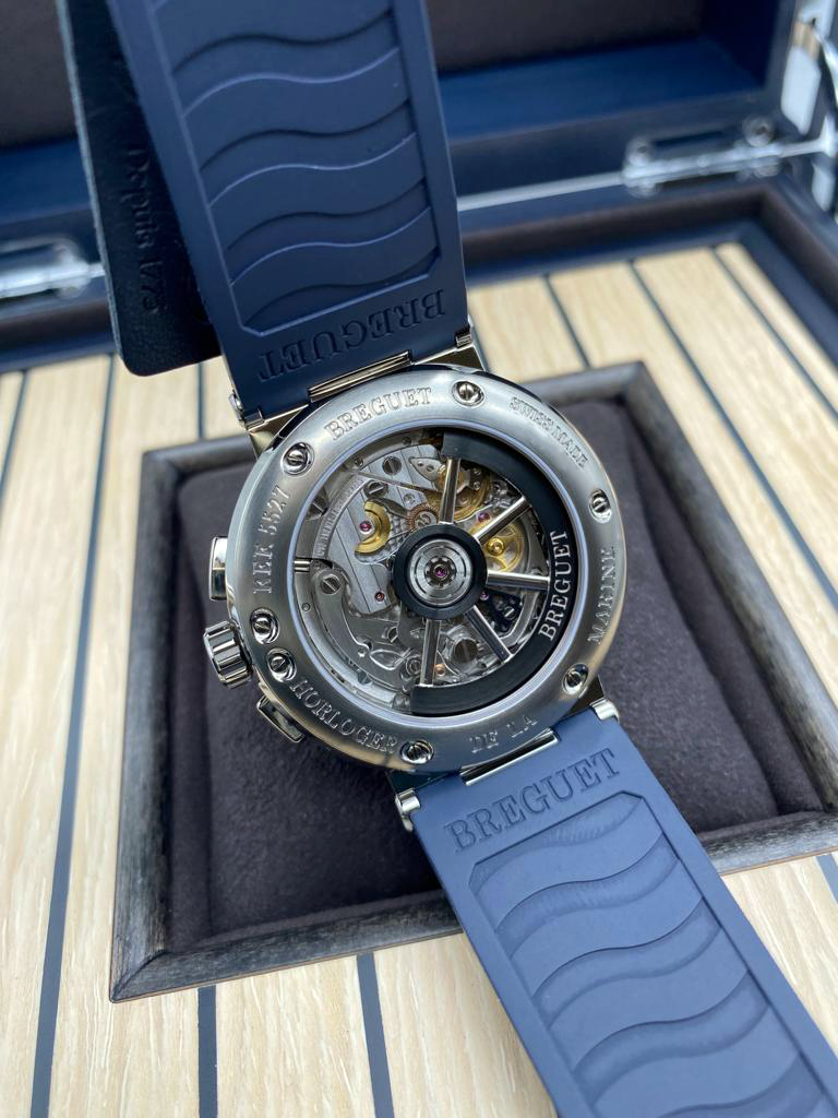 Breguet Marine Chronographe 5527 42.3 mm 5527TI/Y1/5WV