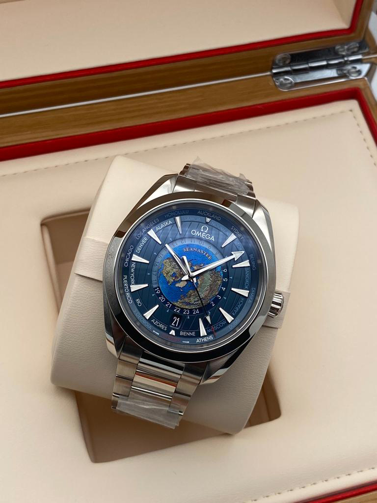 Omega Seamaster Aqua Terra 150M Co-Axial Master Chronometer GMT Worldtimer 43 mm 220.10.43.22.03.001