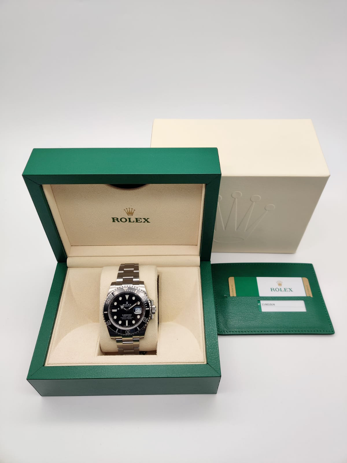 Rolex Submariner Date 40 mm 116610