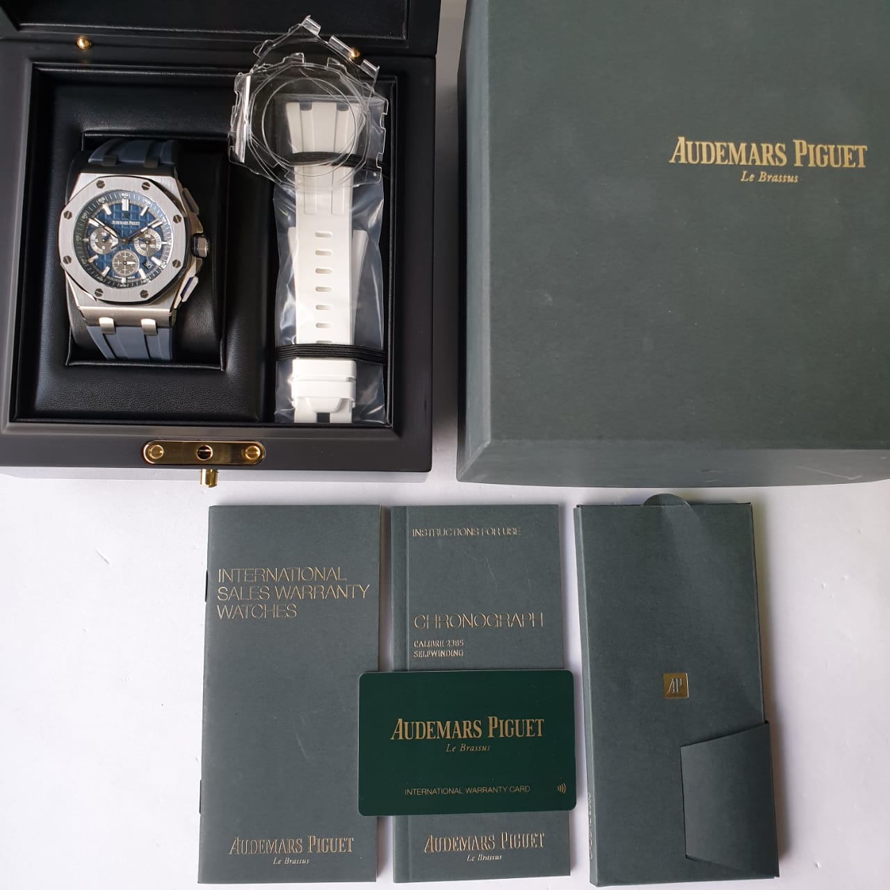 Audemars Piguet Royal Oak Offshore Selfwinding Chronograph 42 mm 26480TI.OO.A027CA.01
