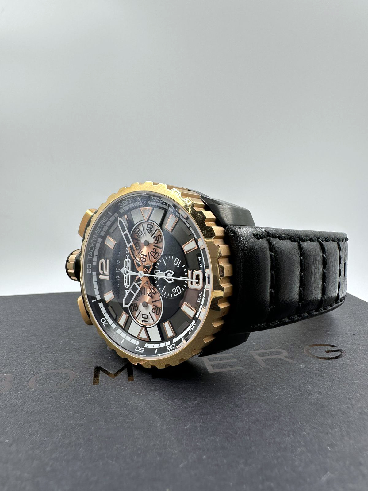 Bomberg BOLT-68 Chronograph 45 mm BS45CHPPKBA.050-1.3