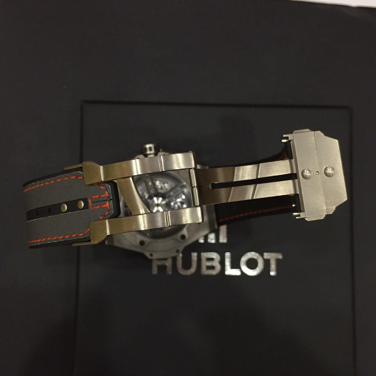 Hublot Big Bang Ferrari Titanium Carbon Unico 45 mm 401.NJ.0123.VR