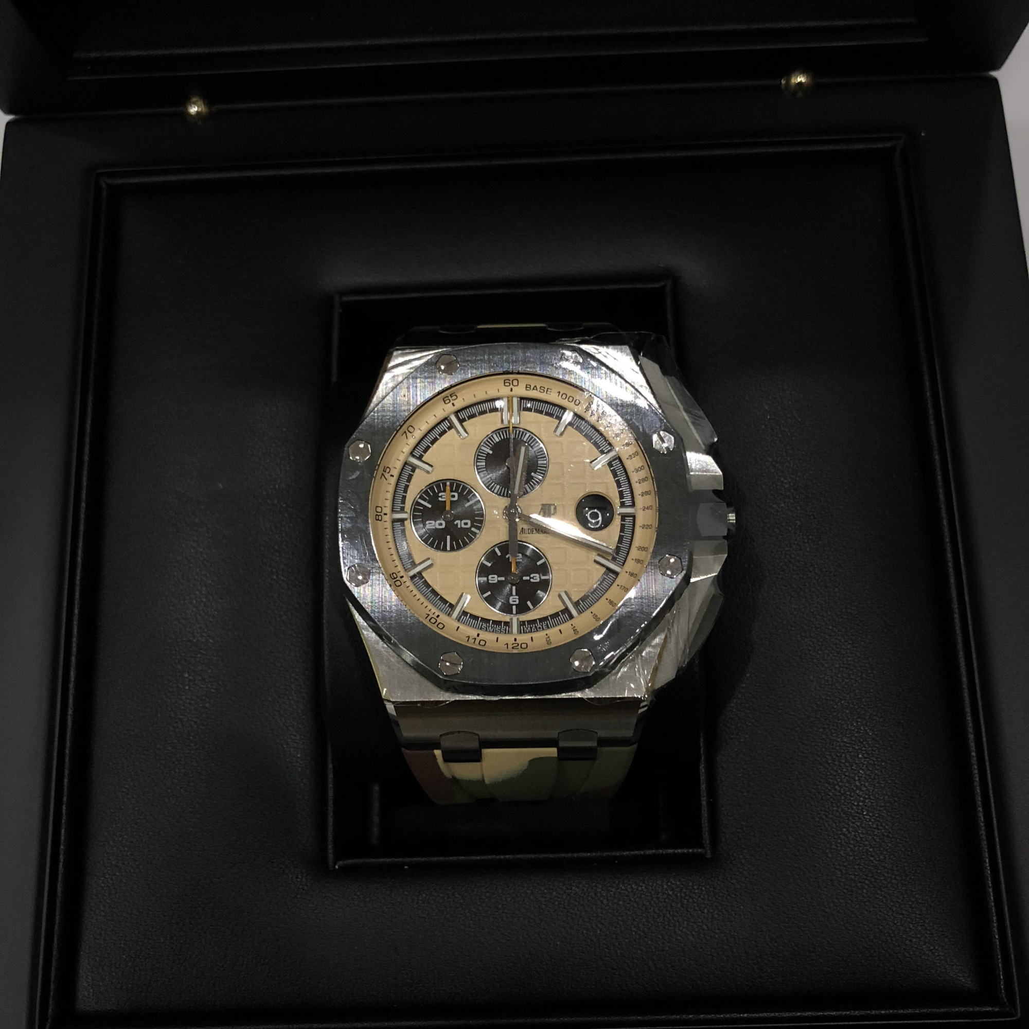 Audemars Piguet Royal Oak Offshore Selfwinding Chronograph 44 mm 26400SO.OO.A054CA.01