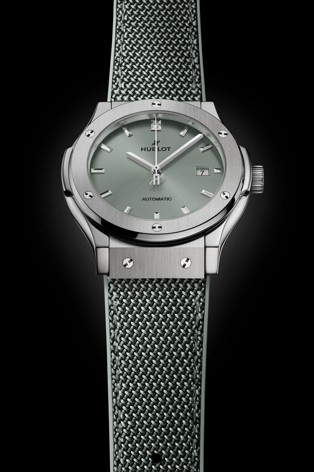 Hublot Classic Fusion Titanium Sage Green 42 mm 542.NX.891G.NR